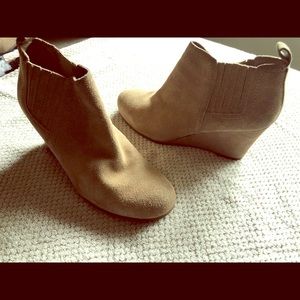 Dolce Vita Booties